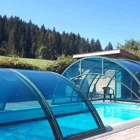 Stockis Mountaindestillerie - Lägenhetshotell Leogang