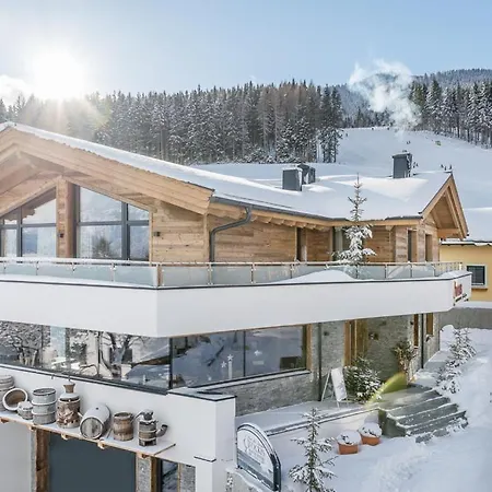 Stockis Mountaindestillerie -