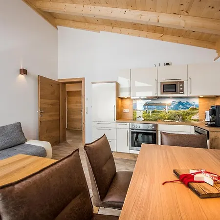 Stockis Mountaindestillerie -